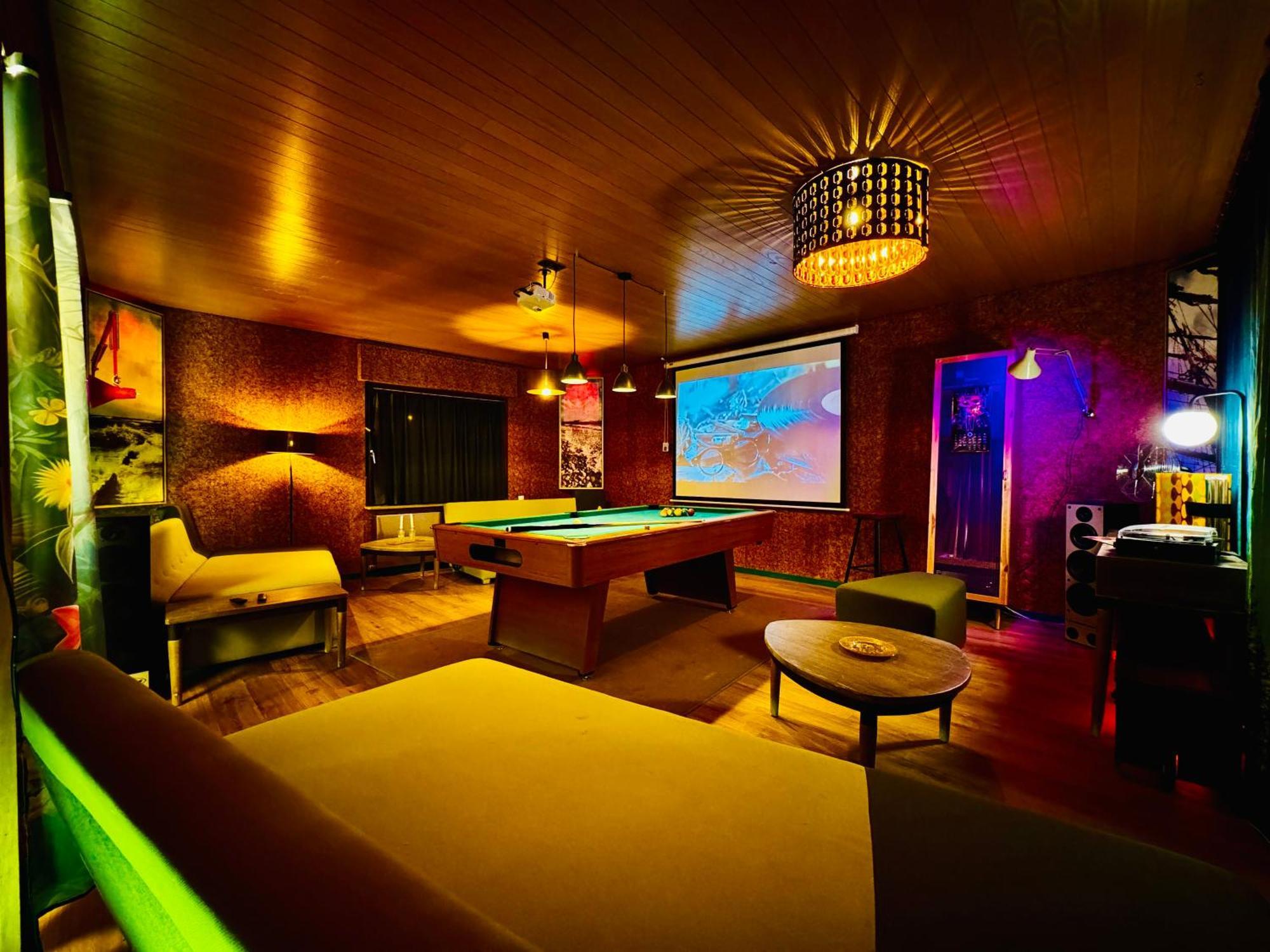 Bookeinfach Bad Ems - Private - Sauna Jacuzzi Whirlpool Swimmingpool Alahna Sup Beachvolleyball Billiards Ping Pong Cinema Theater Music Disco Ball Bbq Und Parkplaetze Екстериор снимка