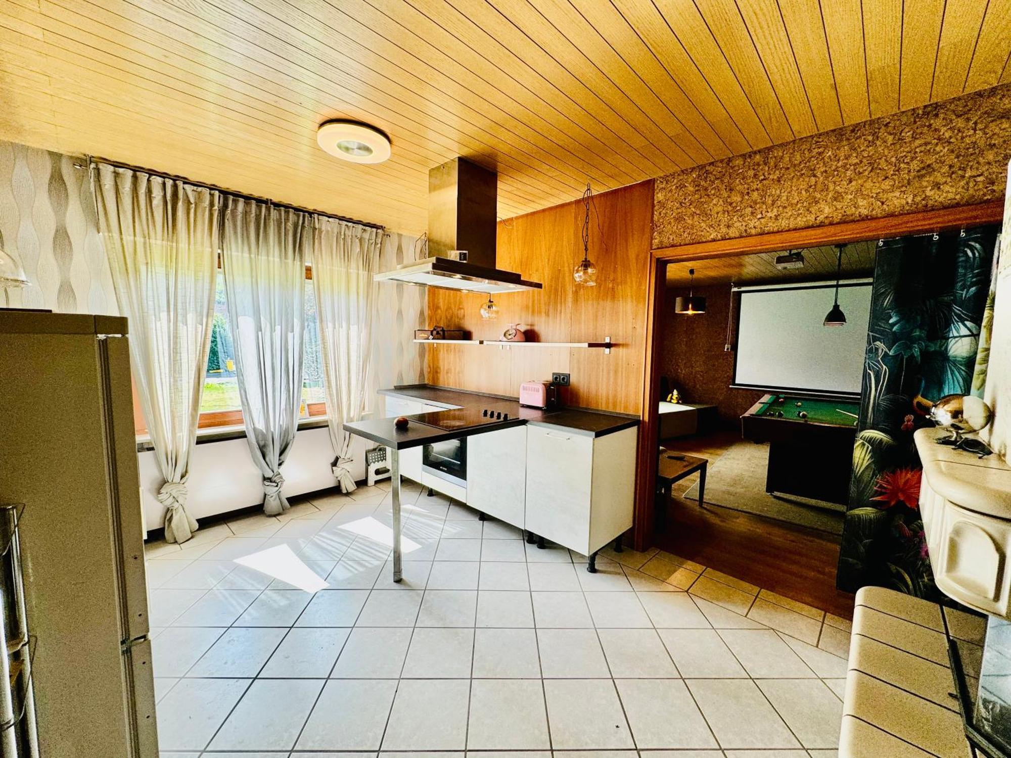 Bookeinfach Bad Ems - Private - Sauna Jacuzzi Whirlpool Swimmingpool Alahna Sup Beachvolleyball Billiards Ping Pong Cinema Theater Music Disco Ball Bbq Und Parkplaetze Екстериор снимка