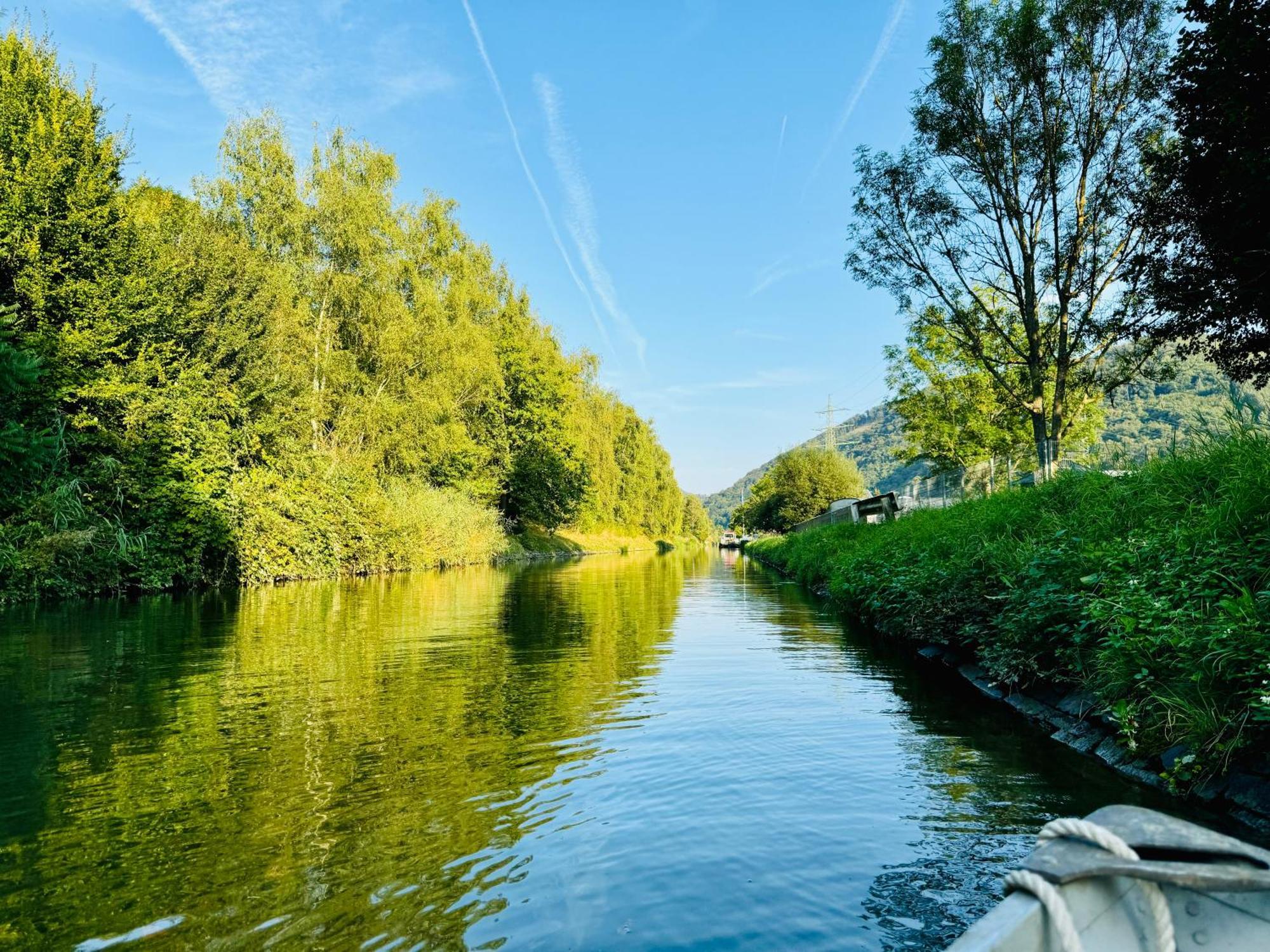 Bookeinfach Bad Ems - Private - Sauna Jacuzzi Whirlpool Swimmingpool Alahna Sup Beachvolleyball Billiards Ping Pong Cinema Theater Music Disco Ball Bbq Und Parkplaetze Екстериор снимка
