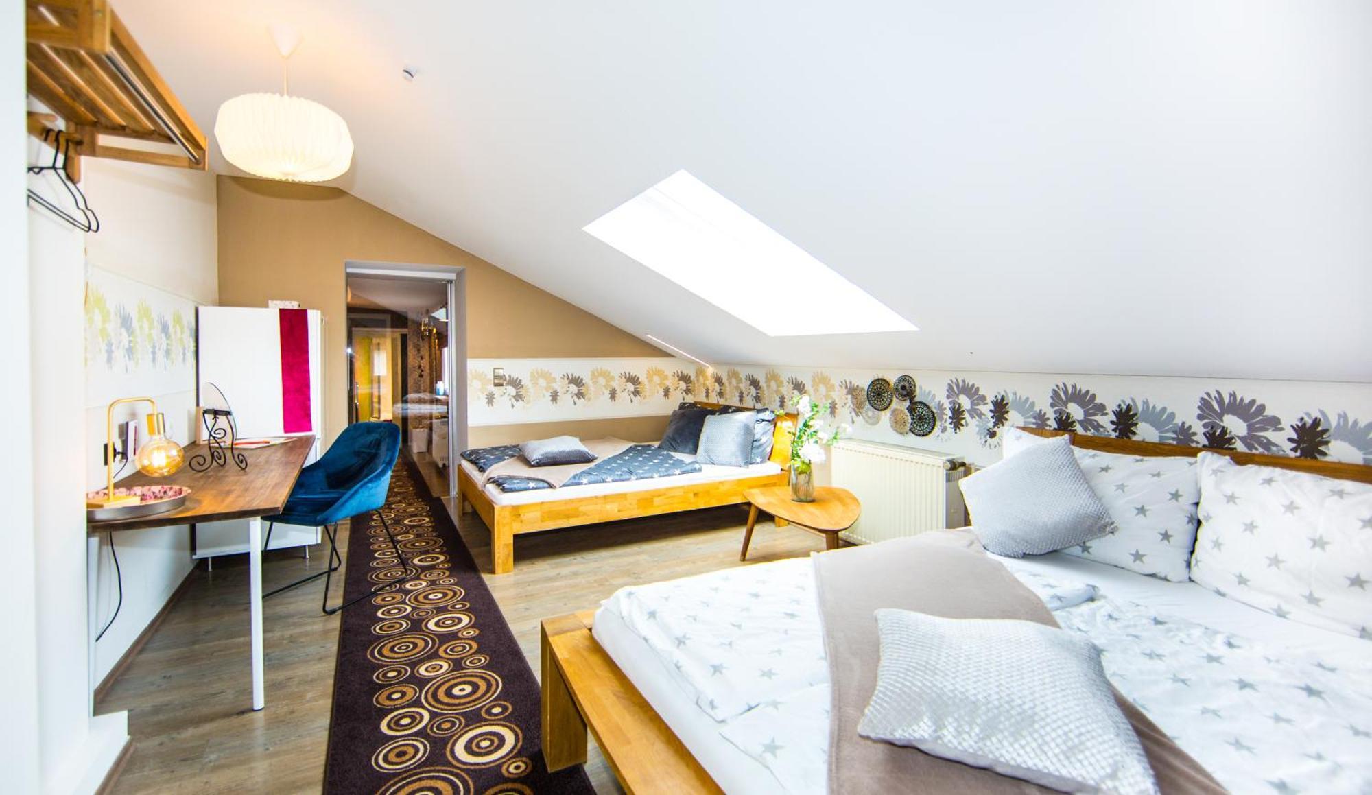 Bookeinfach Bad Ems - Private - Sauna Jacuzzi Whirlpool Swimmingpool Alahna Sup Beachvolleyball Billiards Ping Pong Cinema Theater Music Disco Ball Bbq Und Parkplaetze Екстериор снимка