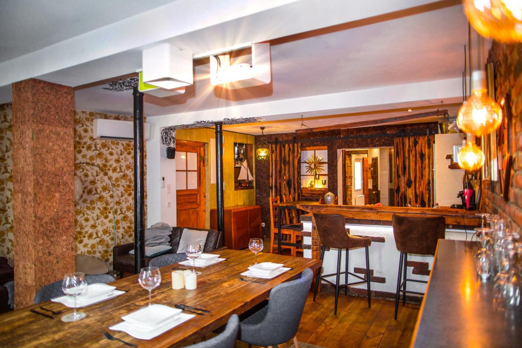 Bookeinfach Bad Ems - Private - Sauna Jacuzzi Whirlpool Swimmingpool Alahna Sup Beachvolleyball Billiards Ping Pong Cinema Theater Music Disco Ball Bbq Und Parkplaetze Екстериор снимка