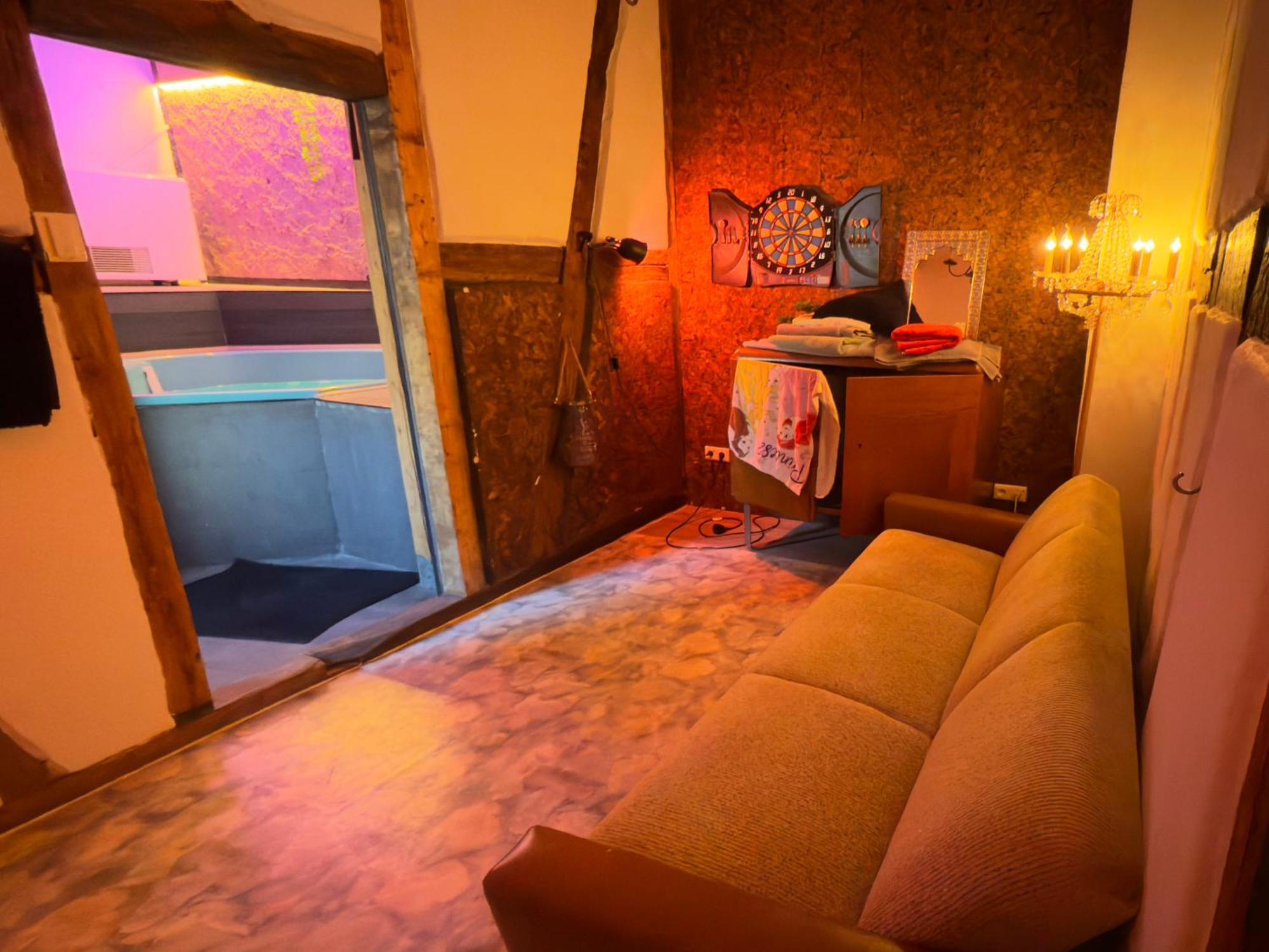 Bookeinfach Bad Ems - Private - Sauna Jacuzzi Whirlpool Swimmingpool Alahna Sup Beachvolleyball Billiards Ping Pong Cinema Theater Music Disco Ball Bbq Und Parkplaetze Екстериор снимка